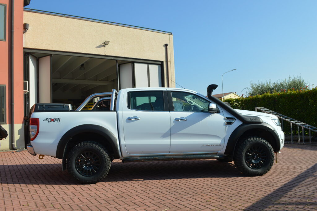 Allestimento trasformazione omologazione Ford Ranger 10