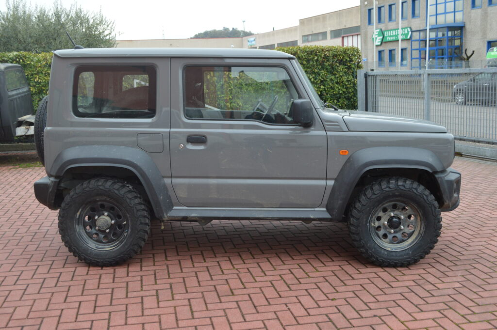 Allestimento trasformazione omologazione Suzuki New Jimny 2018+ 15