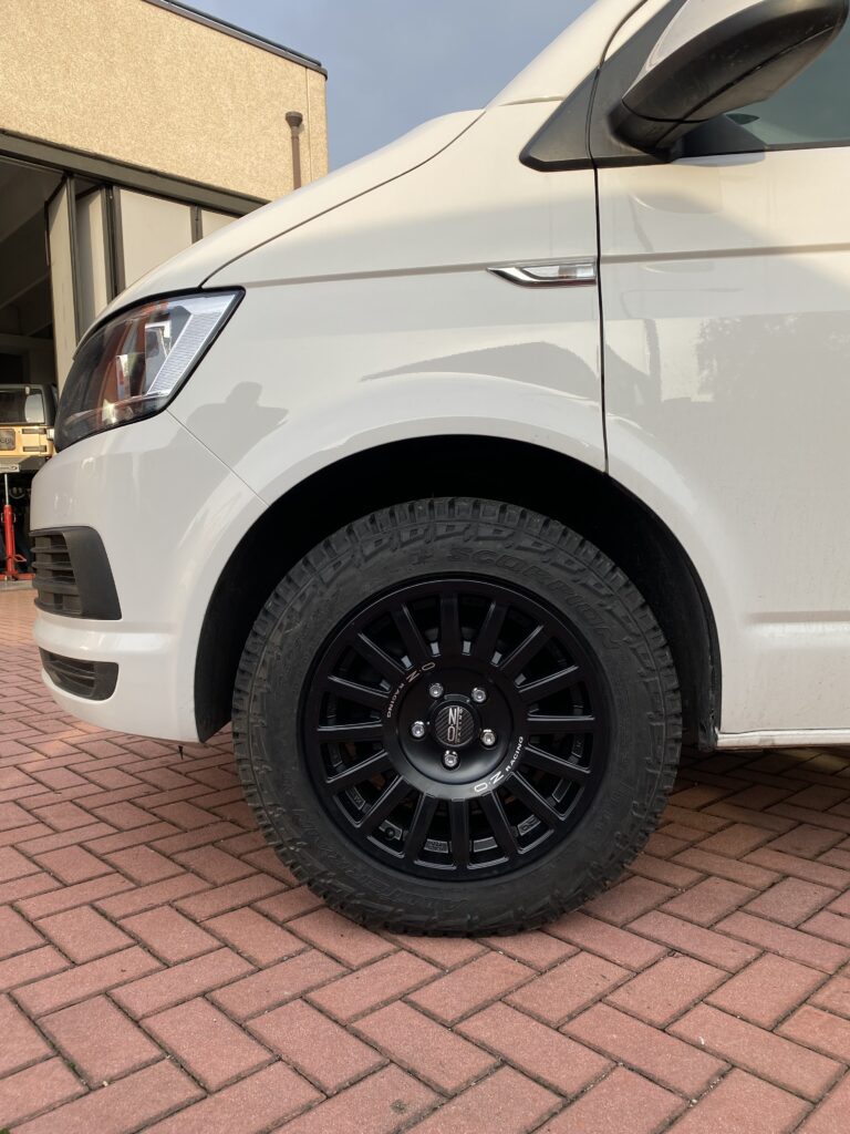 Allestimento trasformazione omologazione Volkswagen VW T5, T6, T6.1 9